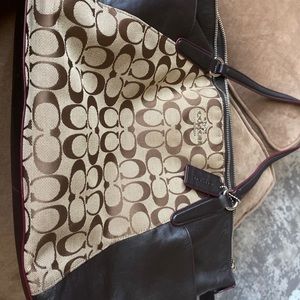 tan/brown coach purse